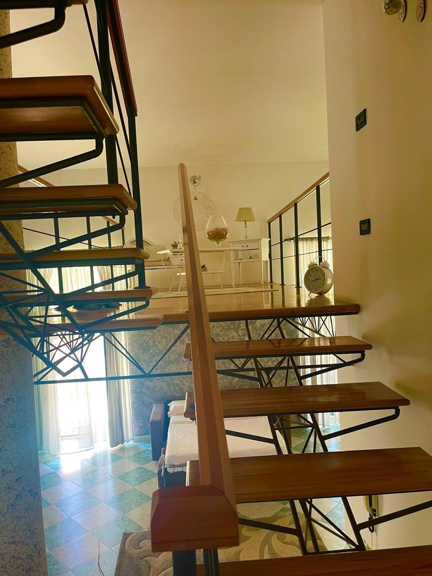 Holiday House Il Castello Di Anna Apartment Vietri sul Mare Exterior photo