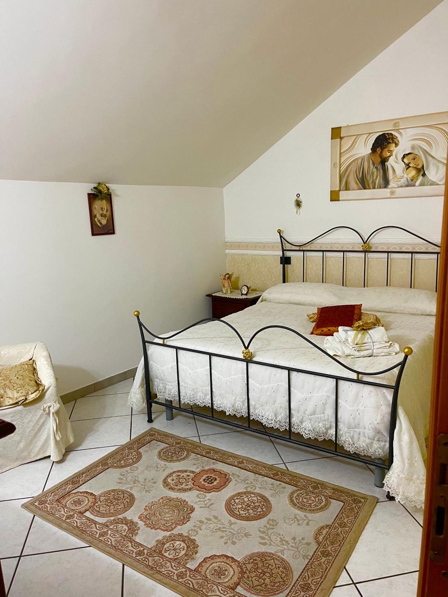 Holiday House Il Castello Di Anna Apartment Vietri sul Mare Exterior photo
